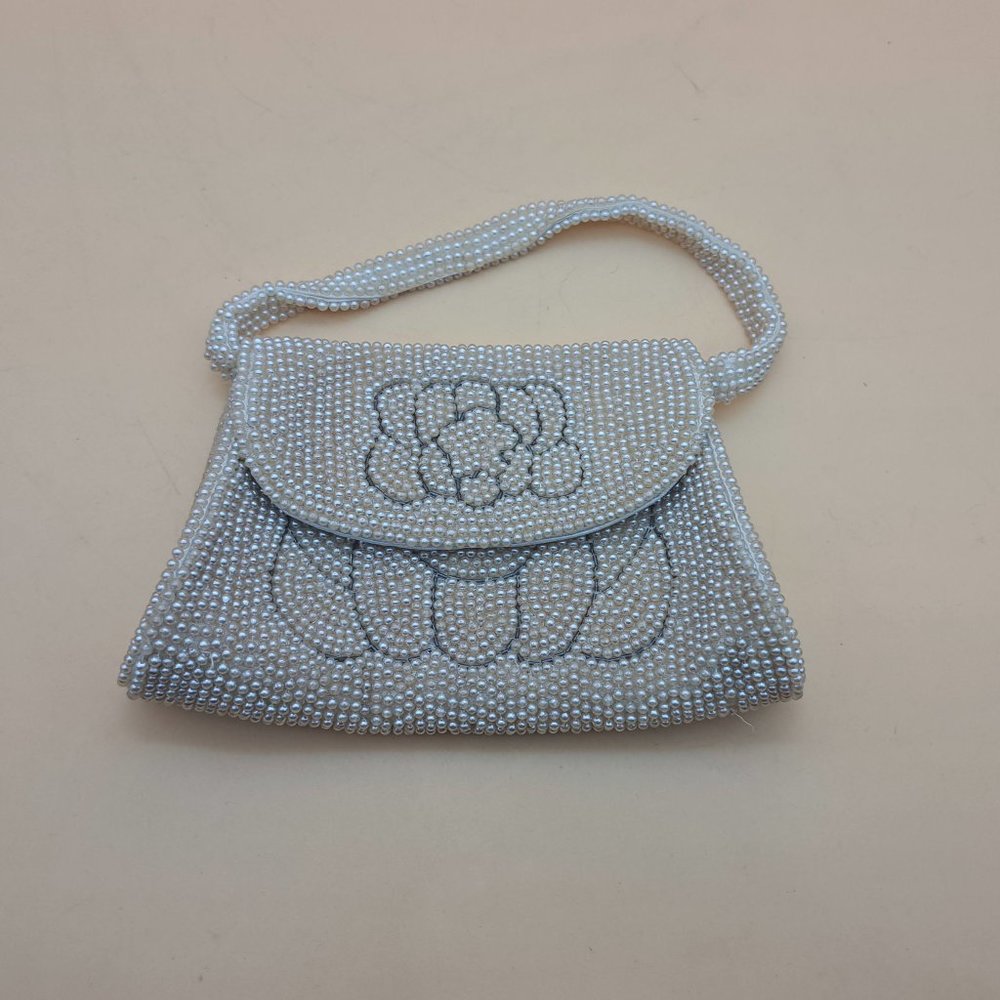 Vintage Beaded Make Up Bag With Original Mirror image 1      Vintage Beaded